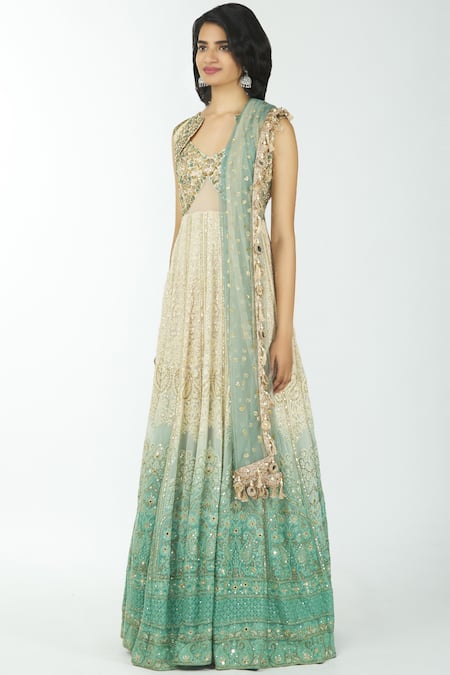 Neha Mehta Couture White Lucknowi V Neck Jacket Anarkali With Dupatta Online at Aza Fashions Neha Mehta Couture_White Lucknowi V Neck Jacket Anarkali With Dupatta _Online_at_Aza_Fashions