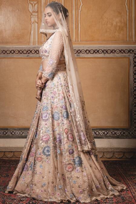 Buy_Tarun Tahiliani_Peach Tulle V Neck Embroidered Lehenga Set_Online_at_Aza_Fashions