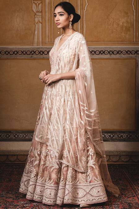 Buy_Tarun Tahiliani_Peach Tulle V Neck Chanderi Anarkali Set _Online_at_Aza_Fashions