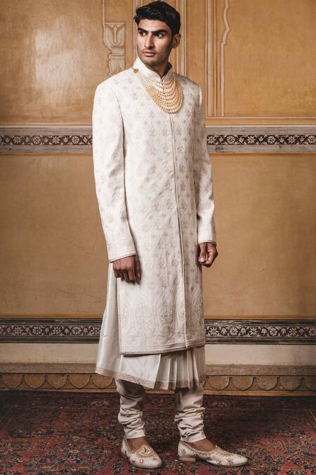 Tarun Tahiliani White Silk Georgette Chikankari Embroidered Sherwani Set Online at Aza Fashions Tarun Tahiliani_White Silk Georgette Chikankari Embroidered Sherwani Set _Online_at_Aza_Fashions