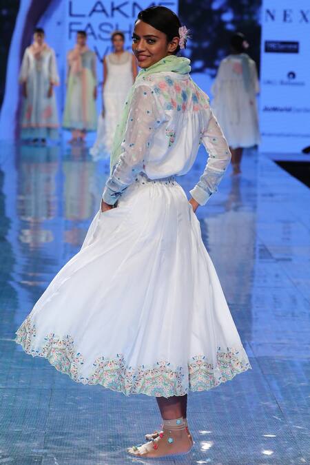 Gazal Mishra_White Chanderi Silk Skirt_Online_at_Aza_Fashions