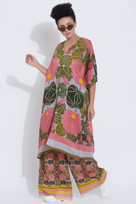 Shop Aartivijay Gupta Green Printed Tunic Online at Aza Fashions Shop_Aartivijay Gupta_Green Printed Tunic_Online_at_Aza_Fashions