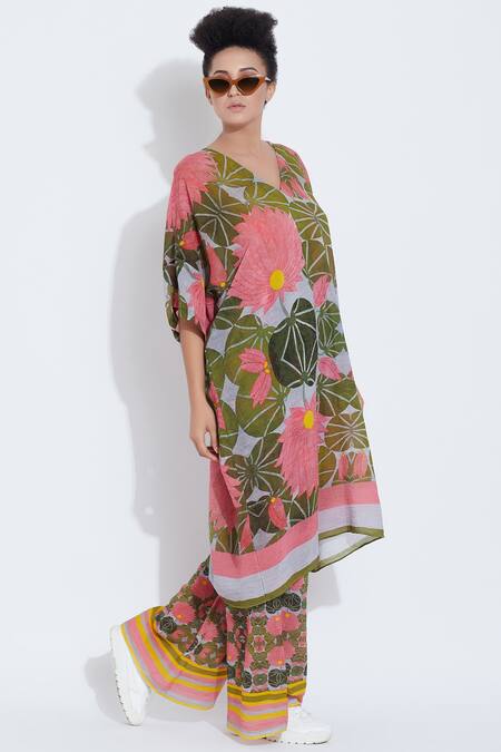 Shop Aartivijay Gupta Green Printed Tunic at Aza Fashions Shop_Aartivijay Gupta_Green Printed Tunic_at_Aza_Fashions