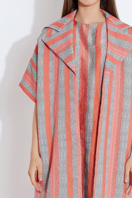 Aartivijay Gupta_Red Silk Printed Jacket_at_Aza_Fashions