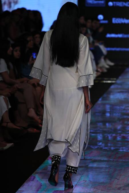 Shop_House of Kotwara_White Cambric Split Chikankari Kurta Set  _at_Aza_Fashions
