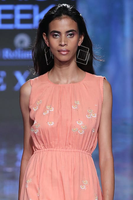 House of Kotwara_Peach Round Chikan Kamdani Dress _Online_at_Aza_Fashions