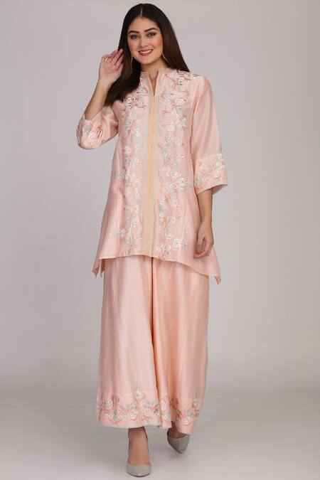 Anju & Harleen_Peach Silk Chanderi Notched Kurta Set_Online_at_Aza_Fashions