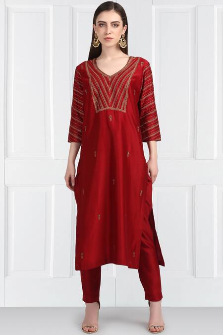 Buy_Label Earthen_Maroon Silk, Chanderi, Organza Sequins, Embroidery Kurta Set For Kids_Online_at_Aza_Fashions