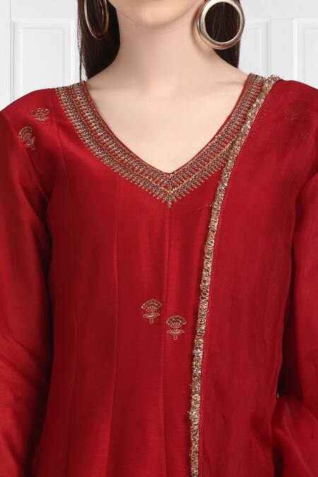 Shop_Label Earthen_Maroon Silk, Organza Sequins, Embroidery Chanderi Kurta Set For Kids_Online_at_Aza_Fashions