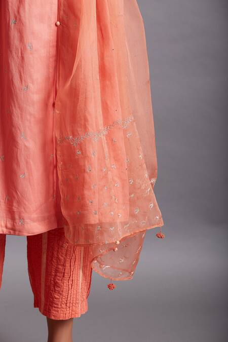 Shades Of India Pink Silk Dupatta Online at Aza Fashions Shades Of India_Pink Silk Dupatta_Online_at_Aza_Fashions