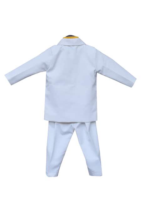 Shop Fayon Kids White Cotton Embroidery Blazer Set With Shirt at Aza Fashions Shop_Fayon Kids_White Cotton Embroidery Blazer Set With Shirt _at_Aza_Fashions