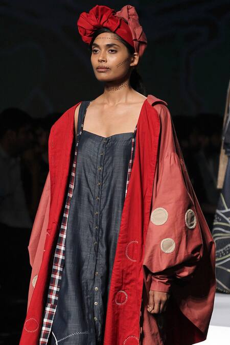 Chambray & CO. Blue Denim Sweetheart Neck Embroidered Pant Set Online at Aza Fashions Chambray & CO._Blue Denim Sweetheart Neck Embroidered Pant Set _Online_at_Aza_Fashions