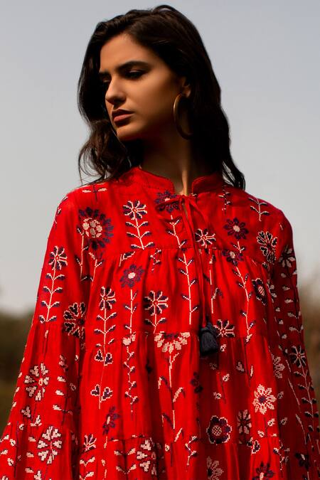 Buy_Payal Pratap_Red Cotton Silk Mandarin Collar Printed Top _Online_at_Aza_Fashions