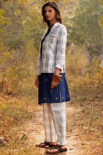 Payal Pratap_White Cotton Linen Handloom Lapel Collar Checkered Blazer _Online_at_Aza_Fashions