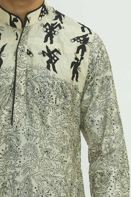 Sharbari Studio_Grey Tussar Silk Kurta Set _at_Aza_Fashions