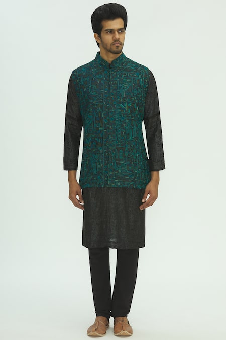 Sharbari Studio_Beige Silk Bundi _Online_at_Aza_Fashions