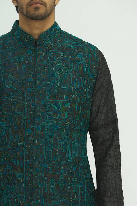 Sharbari Studio_Beige Silk Bundi _at_Aza_Fashions