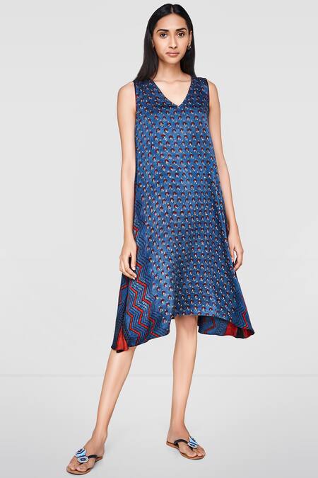 Grassroot By Anita Dongre Ajrakh Tunic Dress Online at Aza Fashions Grassroot By Anita Dongre_Ajrakh Tunic Dress_Online_at_Aza_Fashions