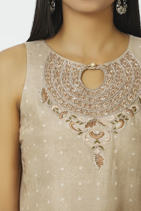 17:17 By Simmi Saboo Beige Cotton Silk Round Embellished Dhoti Pant Set at Aza Fashions 17:17 By Simmi Saboo_Beige Cotton Silk Round Embellished Dhoti Pant Set_at_Aza_Fashions