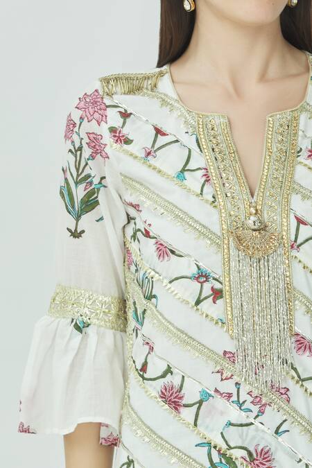 Kunwarani Ritu White Cotton Split Printed Kurta Sharara Set at Aza Fashions Kunwarani Ritu_White Cotton Split Printed Kurta Sharara Set _at_Aza_Fashions