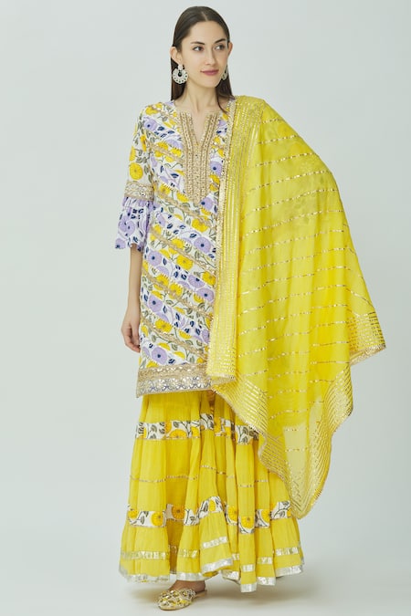 Kunwarani Ritu_Yellow Mulmul Notched Embellished Kurta Sharara Set  _Online_at_Aza_Fashions