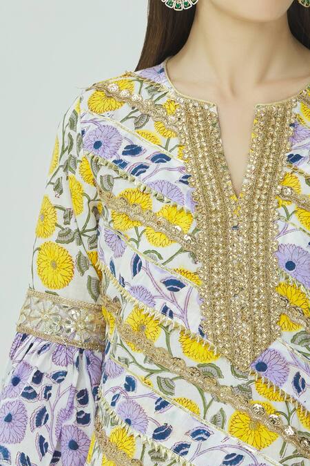 Kunwarani Ritu_Yellow Mulmul Notched Embellished Kurta Sharara Set  _at_Aza_Fashions