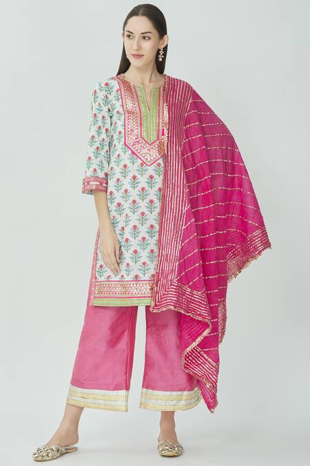 Kunwarani Ritu_White Mulmul Split Printed Kurta Palazzo Set  _Online_at_Aza_Fashions