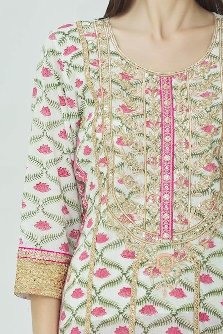 Kunwarani Ritu_White Cotton Round Printed Kurta Sharara Set  _at_Aza_Fashions