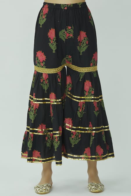 Shop Kunwarani Ritu Black Muslin Notched Embellished Kurta Sharara Set Online at Aza Fashions Shop_Kunwarani Ritu_Black Muslin Notched Embellished Kurta Sharara Set _Online_at_Aza_Fashions