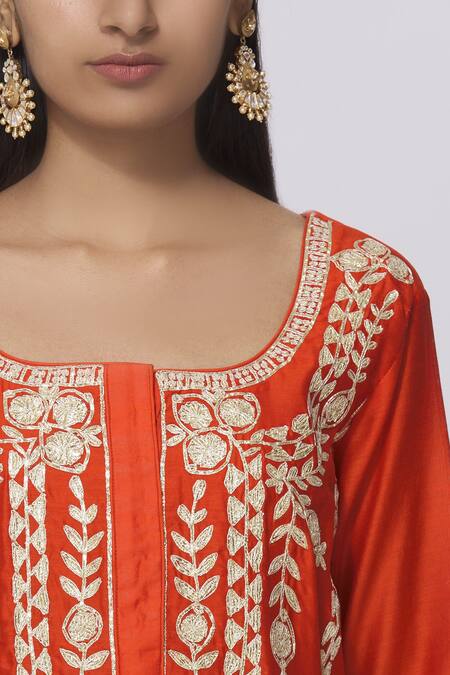 Shyam Narayan Prasad_Chanderi Embroidered Kurta Set_at_Aza_Fashions