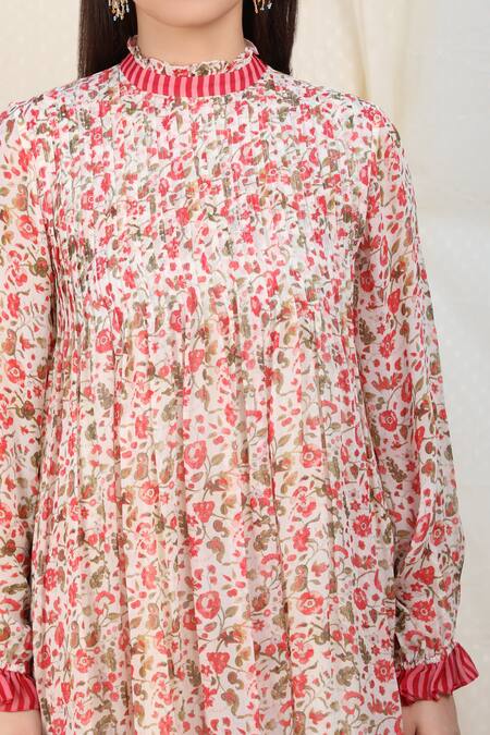 Nikasha_White Crepe, Georgette, Jamdani Round Printed Anarkali Set _at_Aza_Fashions