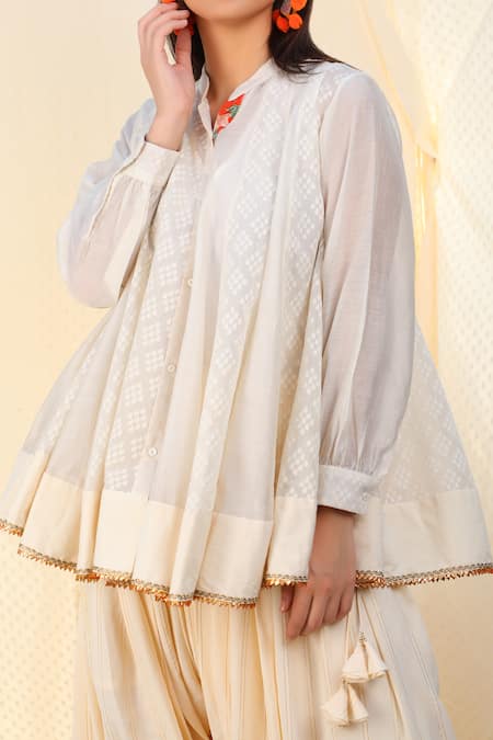 Nikasha_White Jamdani Band Printed Kurta Dhoti Pant Set _at_Aza_Fashions