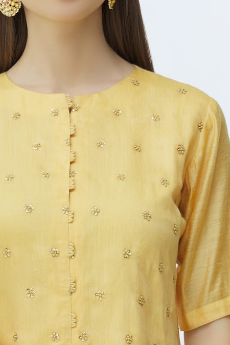 Vara By Vibha N Priti_Yellow Banarasi Chanderi Embellished Kurta Sharara Set_at_Aza_Fashions