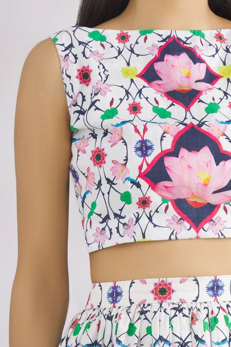 MR. Ajay Kumar White Linen Round Crop Top at Aza Fashions MR. Ajay Kumar_White Linen Round Crop Top _at_Aza_Fashions