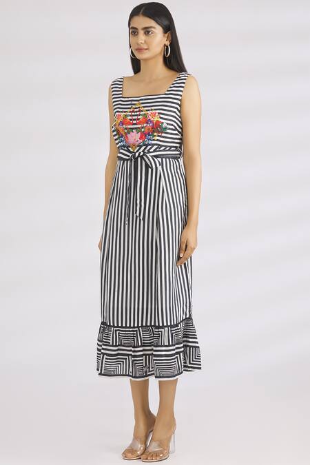 Buy MR. Ajay Kumar Black Linen Silk Square Neck Striped Dress Online at Aza Fashions Buy_MR. Ajay Kumar_Black Linen Silk Square Neck Striped Dress _Online_at_Aza_Fashions