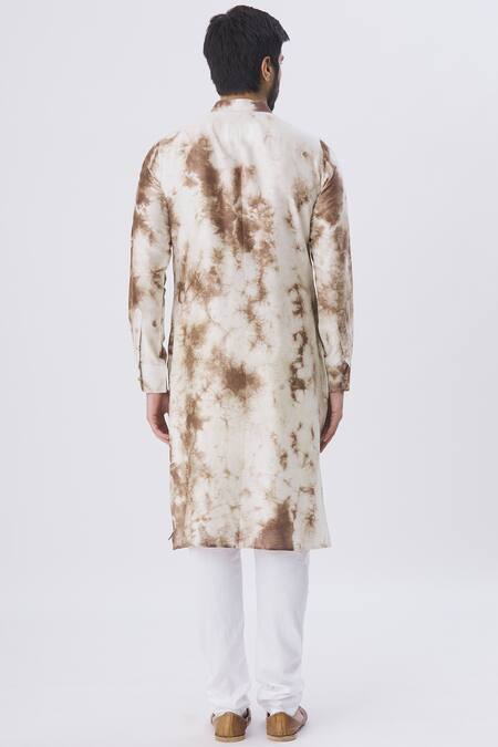 Shop Gaurav Katta White Chanderi Tie-dye Kurta at Aza Fashions Shop_Gaurav Katta_White Chanderi Tie-dye Kurta _at_Aza_Fashions