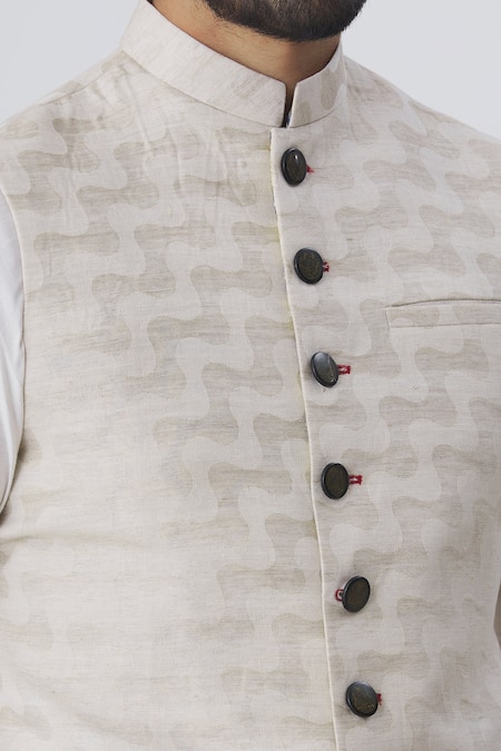 Gaurav Katta_Beige Silk Bundi _at_Aza_Fashions