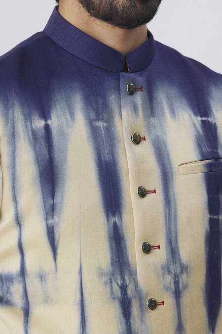 Gaurav Katta_Blue Italian Cotton Tie-dye Bundi _at_Aza_Fashions