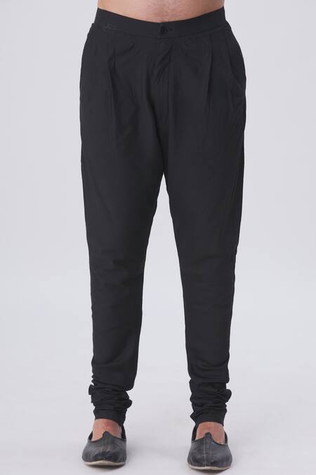 Shop Kommal Sood Black Cotton Silk Embroidered Bundi And Kurta Set Online at Aza Fashions Shop_Kommal Sood_Black Cotton Silk Embroidered Bundi And Kurta Set _Online_at_Aza_Fashions