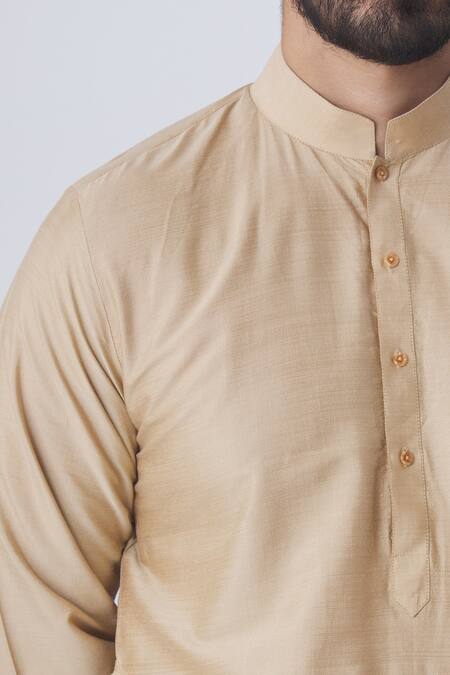 Kommal Sood Beige Cotton Silk Kurta Set at Aza Fashions Kommal Sood_Beige Cotton Silk Kurta Set _at_Aza_Fashions