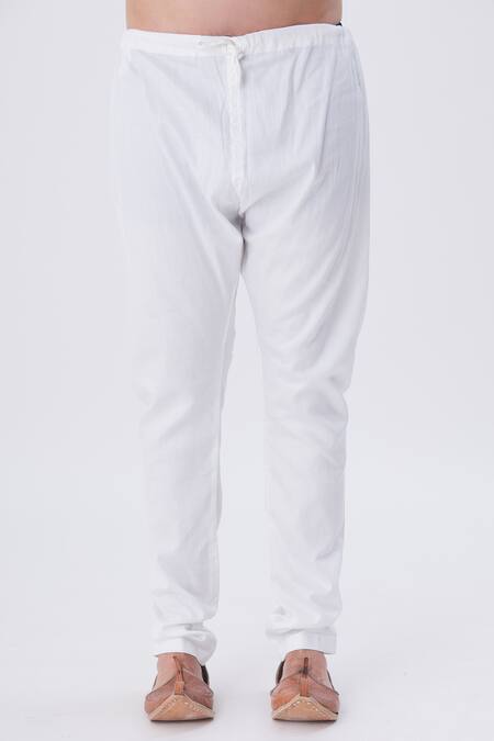 Shop Kommal Sood Peach Cotton Silk Embroidered Bundi And Kurta Set Online at Aza Fashions Shop_Kommal Sood_Peach Cotton Silk Embroidered Bundi And Kurta Set _Online_at_Aza_Fashions