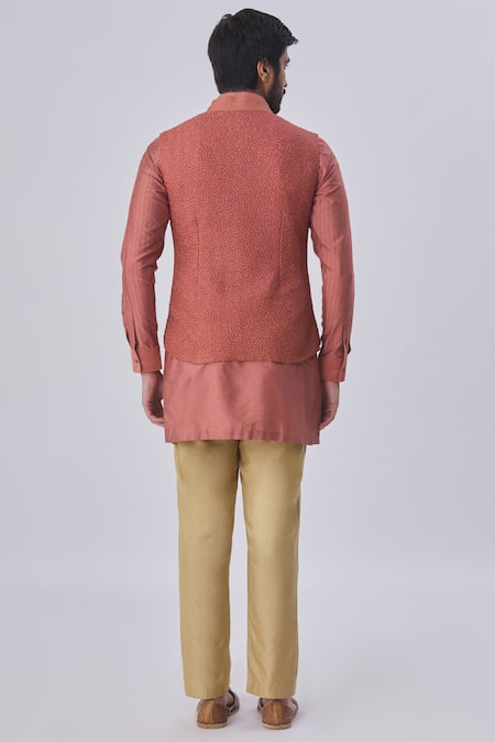 Kunal Anil Tanna Textured Bundi & Kurta Set 