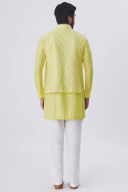 Shop Kunal Anil Tanna Yellow Spun Silk Embroidered Bundi And Kurta Set at Aza Fashions Shop_Kunal Anil Tanna_Yellow Spun Silk Embroidered Bundi And Kurta Set _at_Aza_Fashions
