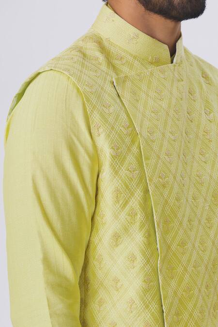 Kunal Anil Tanna Yellow Spun Silk Embroidered Bundi And Kurta Set at Aza Fashions Kunal Anil Tanna_Yellow Spun Silk Embroidered Bundi And Kurta Set _at_Aza_Fashions