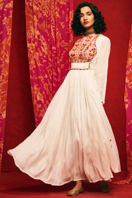 Nadima Saqib White Viscose Cotton Round Embroidered Anarkali 