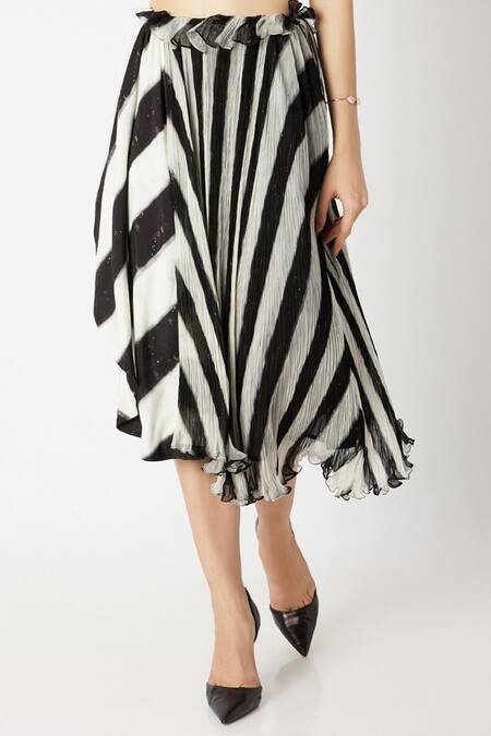 Buy Saaksha & Kinni Black Satin Printed Midi Skirt Online at Aza Fashions Buy_Saaksha & Kinni_Black Satin Printed Midi Skirt_Online_at_Aza_Fashions