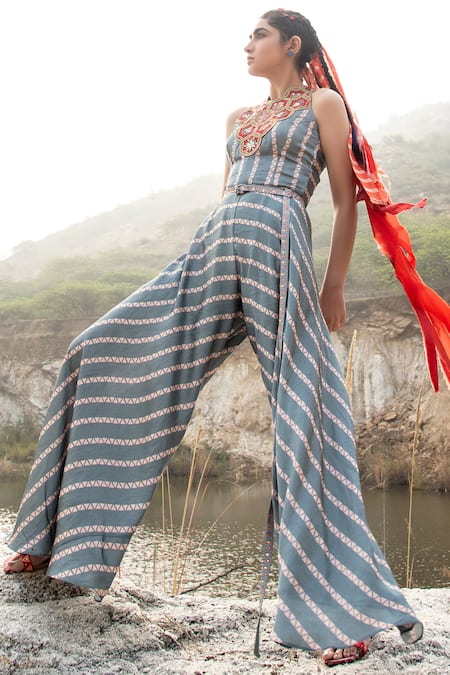 Swati Vijaivargie_Grey Linen Satin V Neck Embellished Jumpsuit _Online_at_Aza_Fashions