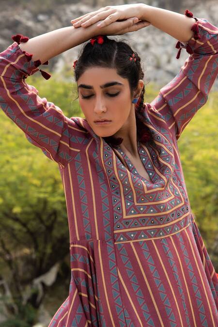 Buy_Swati Vijaivargie_Blue Bamber Satin Notched Embellished Kurta Palazzo Set _Online_at_Aza_Fashions