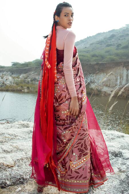 Swati Vijaivargie Pink Bamber Satin Round Embellished Saree With Blouse Online at Aza Fashions Swati Vijaivargie_Pink Bamber Satin Round Embellished Saree With Blouse _Online_at_Aza_Fashions