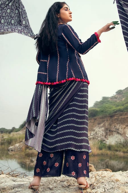 Shop Swati Vijaivargie Blue Modal Satin Jacket Open Embellished Saree Set at Aza Fashions Shop_Swati Vijaivargie_Blue Modal Satin Jacket Open Embellished Saree Set _at_Aza_Fashions